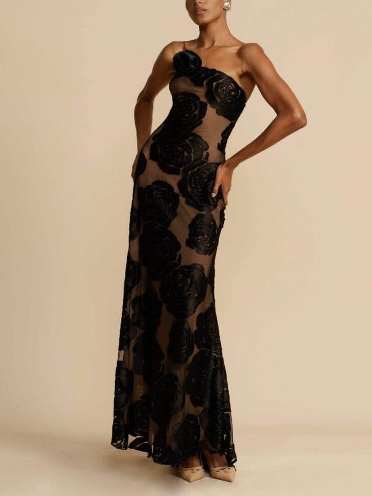 Hillevi – Transparentes Blumenkleid