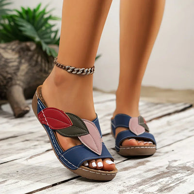 Théa – Mühelos bequeme Sandalen