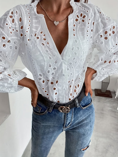 Roselina – Bestickte Langarm-Bluse mit Lochmuster