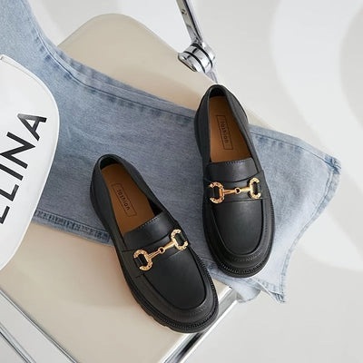 Parlina – Klassischer Loafer mit Kette