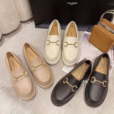 Parlina – Klassischer Loafer mit Kette