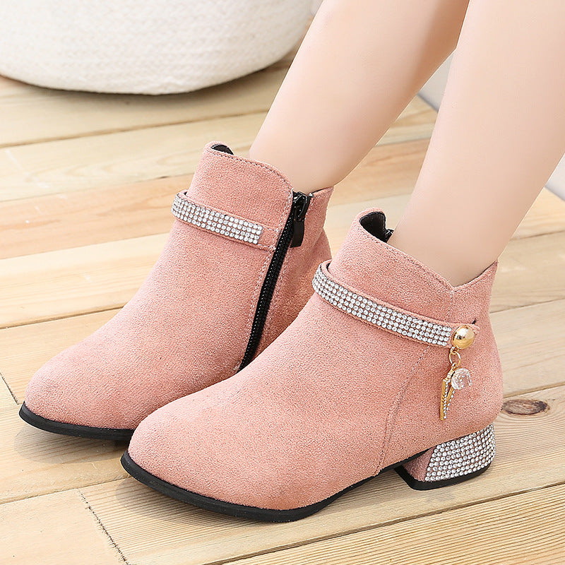 Teresia – Verzierte Stiefeletten