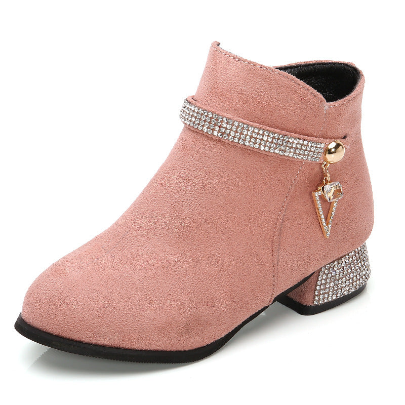 Teresia – Verzierte Stiefeletten