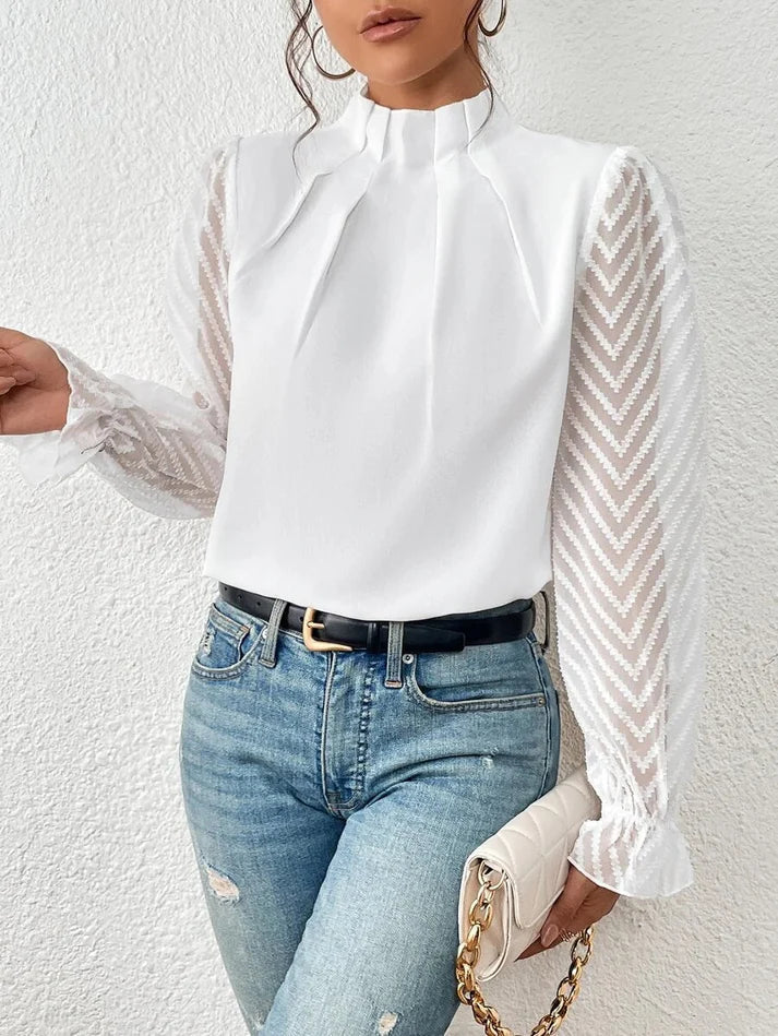 Tegan – Plissierte Bluse mit transparenten Ärmeln