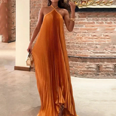 Hilma – Halsfreies Plissiertes Maxikleid
