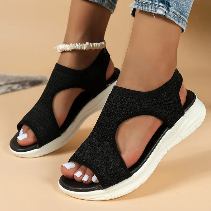 Pearleen – Offene sportliche Sandalen