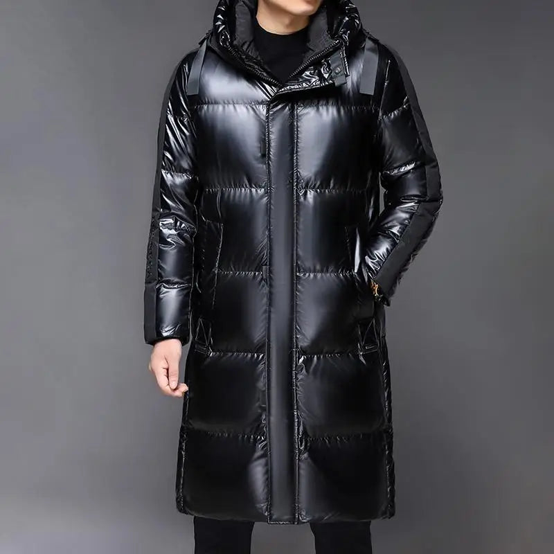 Schwarze Winter-Daunenjacke für Herren | mit Kapuze