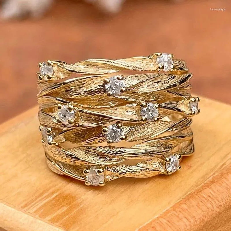 18k Goldener Boho-Ring mit Zirkonia