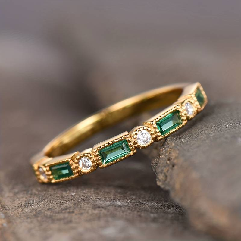 Kristall Weißer und Grüner Eingesetzter Zirkonia-Goldring