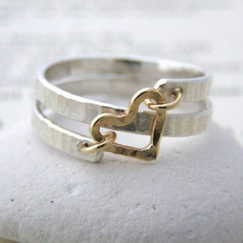 Vintage Silberring mit goldenem Herz