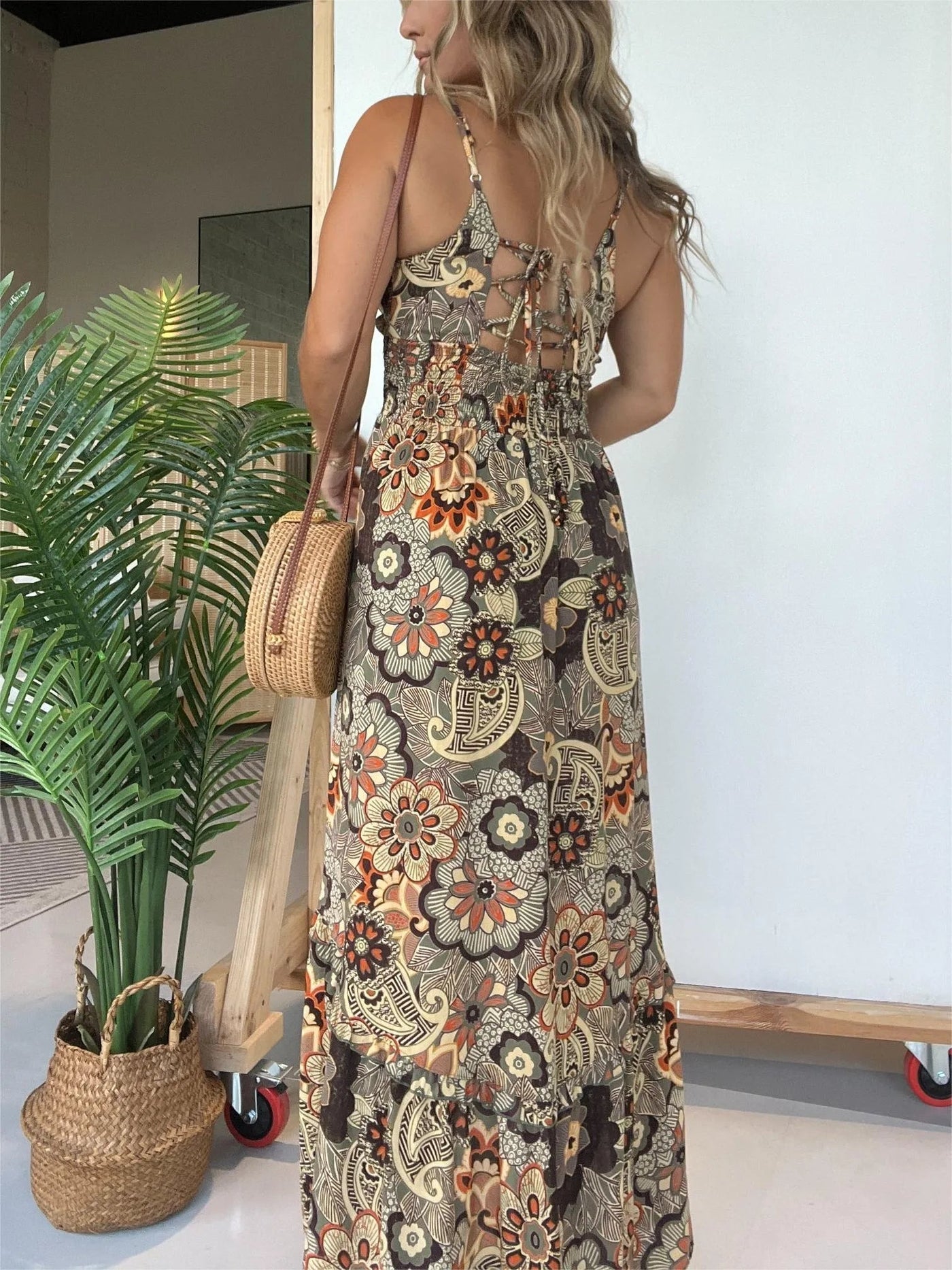 Gänseblümchen | Geblümtes Kleid mit Spaghettiträgern 