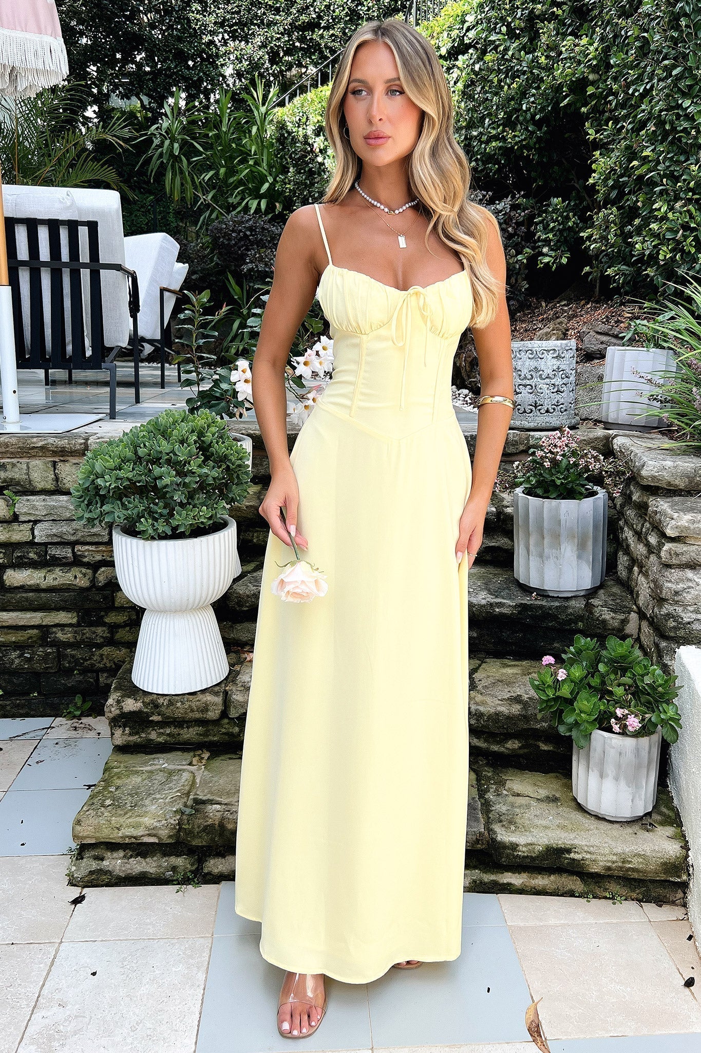 Hivelle – Korsettstil Midikleid